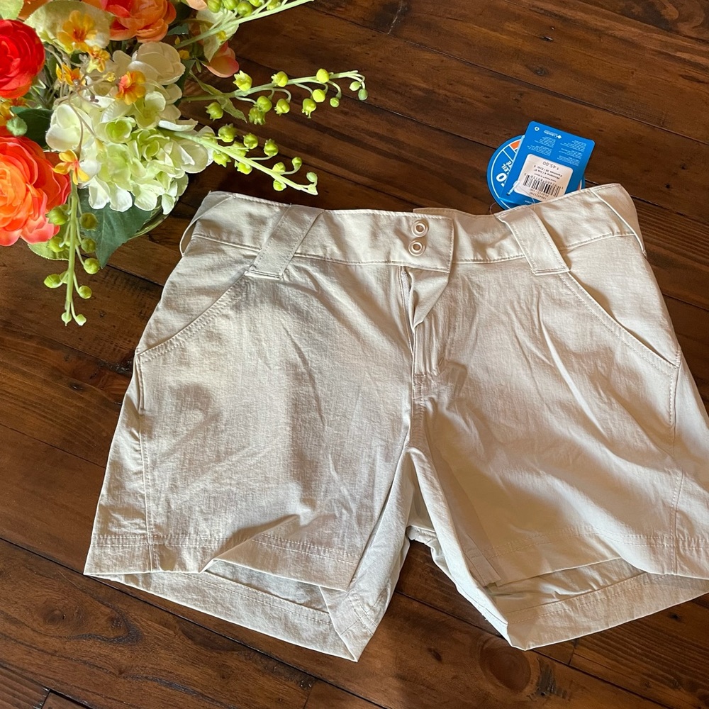 Columbia Women’s Shorts Size 4 New